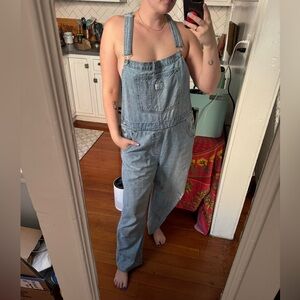 Levi’s overalls - denim classic overalls size XL
